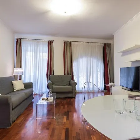 Plum Guide - The Roman Beluga Apartment