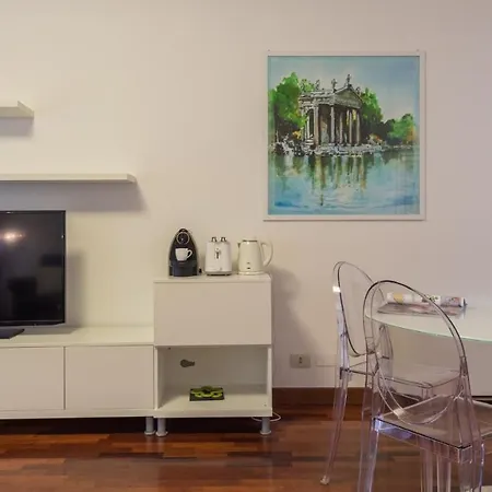 Apartment Plum Guide - The Roman Beluga Rome