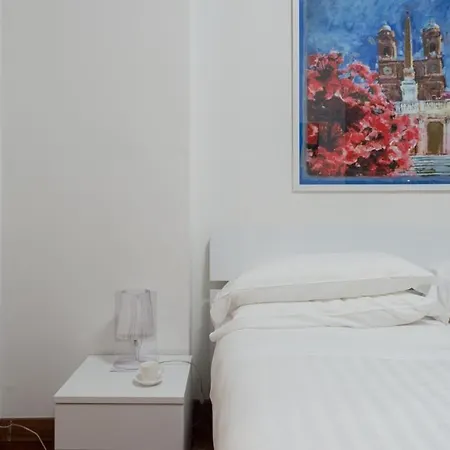 Apartment Plum Guide - The Roman Beluga *